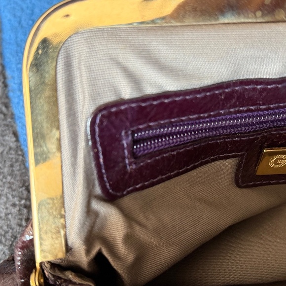 Goldenbleu Deep Purple Patent Leather Clutch (Pre-loved) - Picture 6 of 13